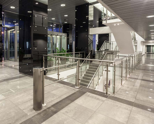 Baranda de cristal para áreas comerciales