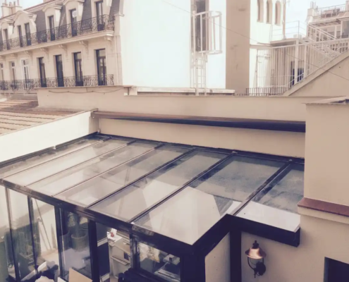 Cerramiento de patio con techo fijo