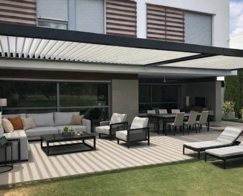 pergola bioclimática jardin sin pilares